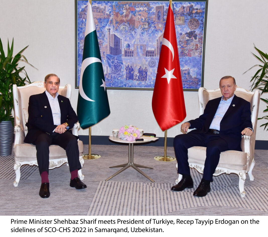 PM, President Erdogan discuss bilateral ties