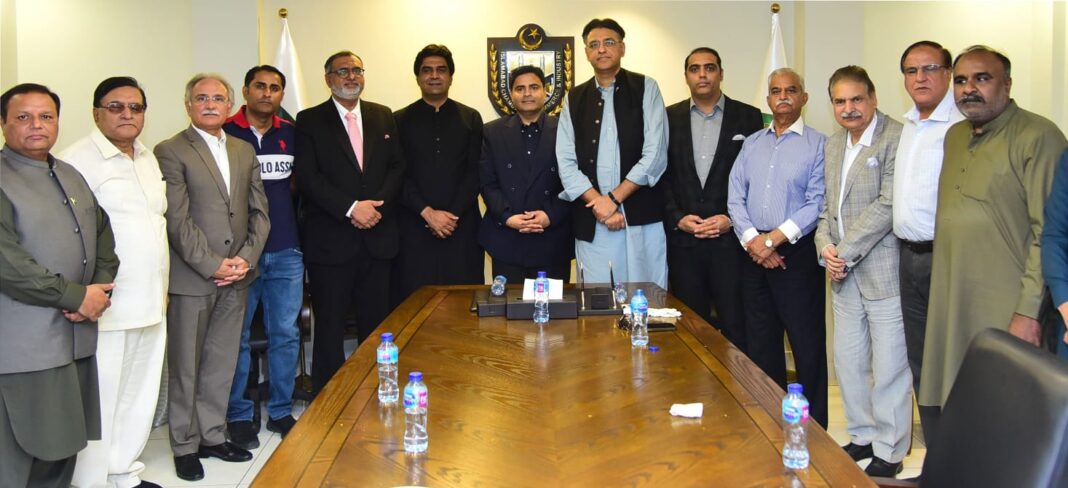 Asad Umar urges govt to support ICCI for new industrial zone