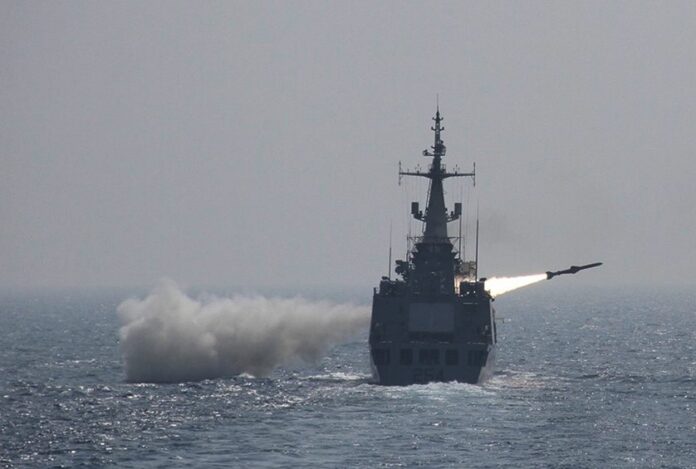 Pakistan Navy demonstrates fire power amid bilateral naval drills with UAE Navy