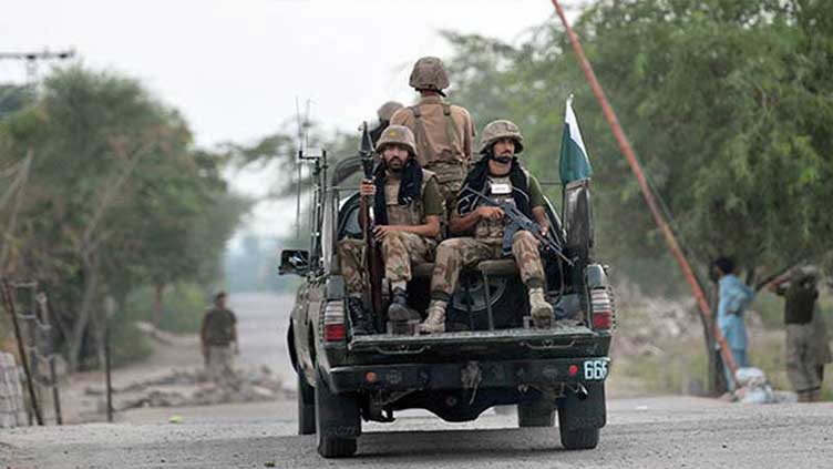 Five Pak Army personnel martyred in IED blast in Balochistan.