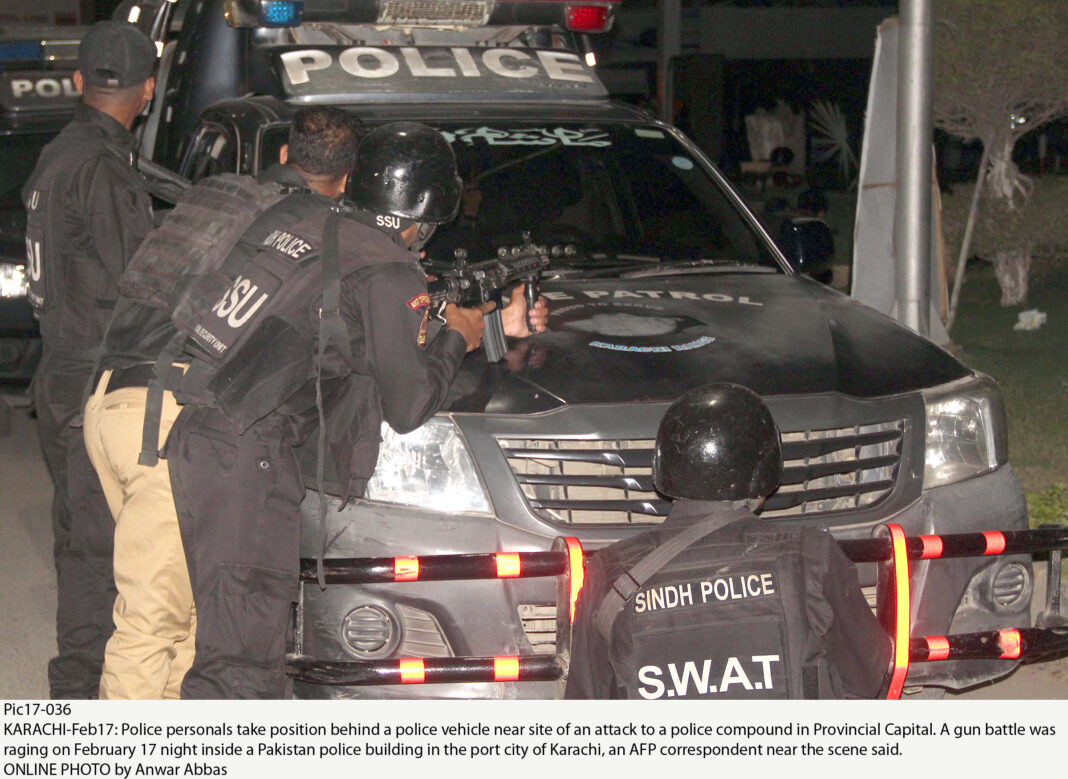 Three terrorists neutralized as LEAs clear Karachi police head office building
