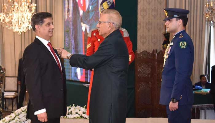 Dr. Rizwan Uppal conferred ‘Tamgha-i-Imtiaz’ for his outstanding services to Pakistan