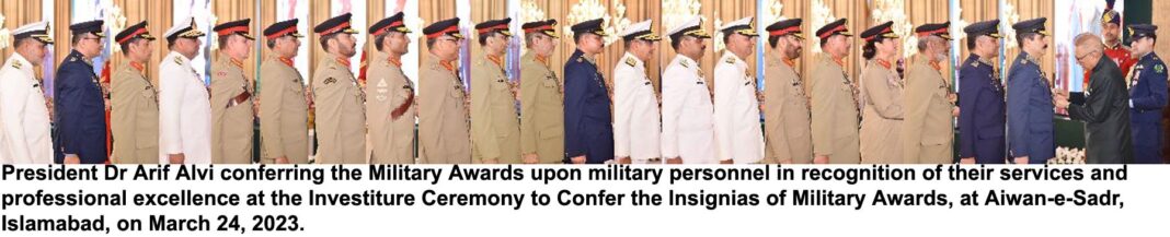 President confers military awards on armed forces personnel