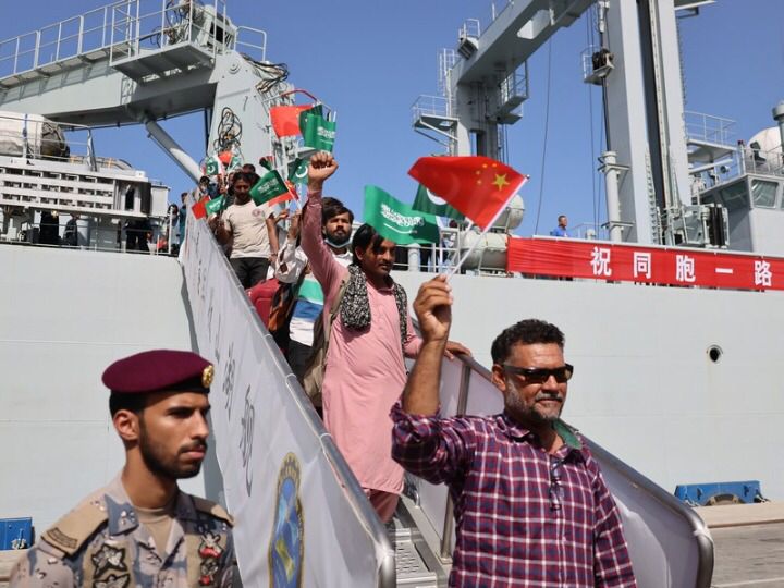 Chinese navy ship rescues Pakistanis from dire situation in Sudan