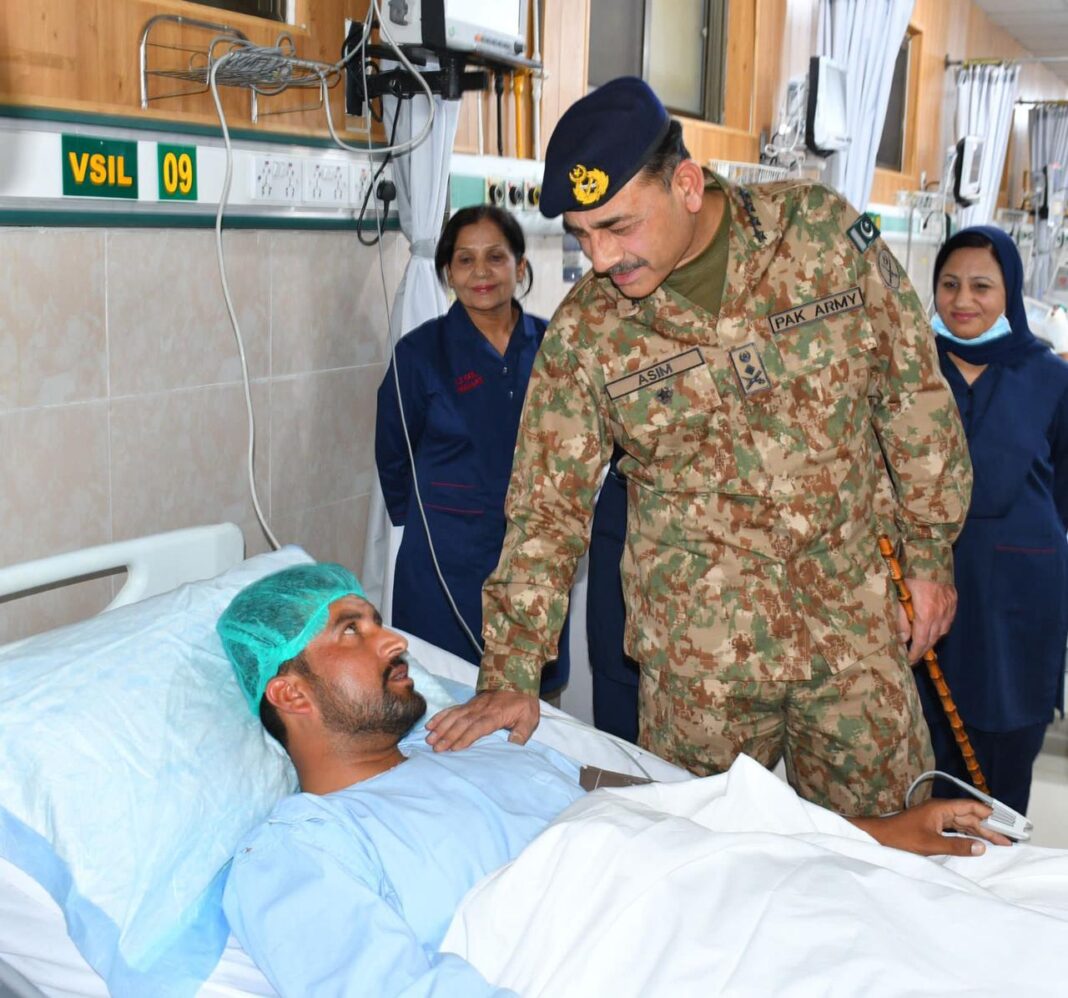 COAS General Syed Asim Munir visits Quetta Garrison