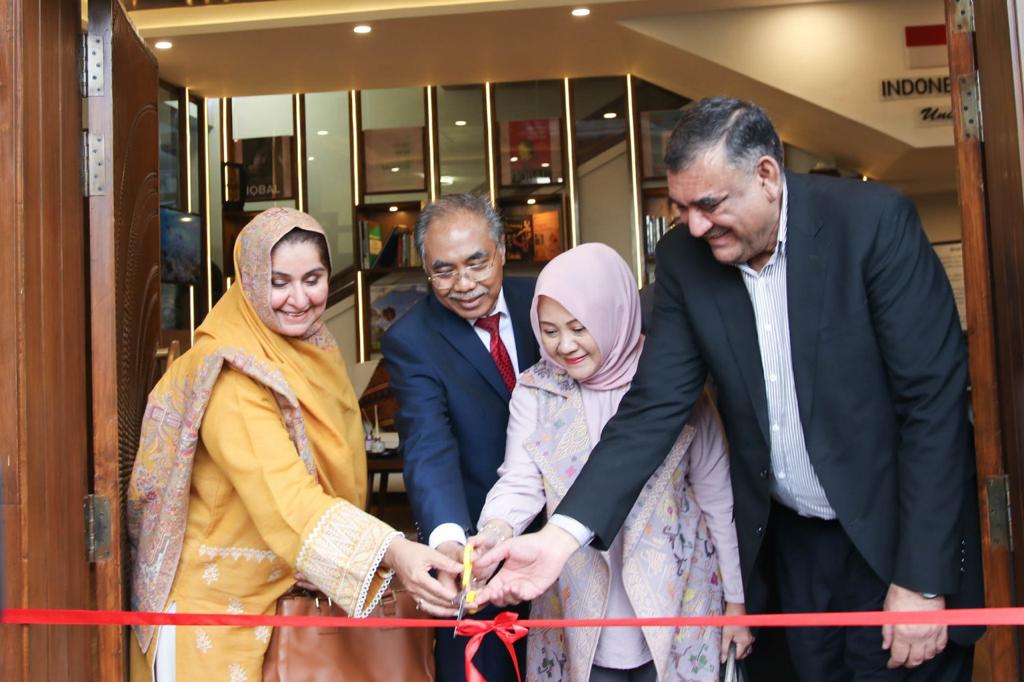  Indonesian Corner inaugurated in National Book Foundation to mark Iqbal's