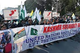   Kashmir Solidarity Day and the Proportion of Kashmiri Personnel in the Armed Forces of Pakistan and India
