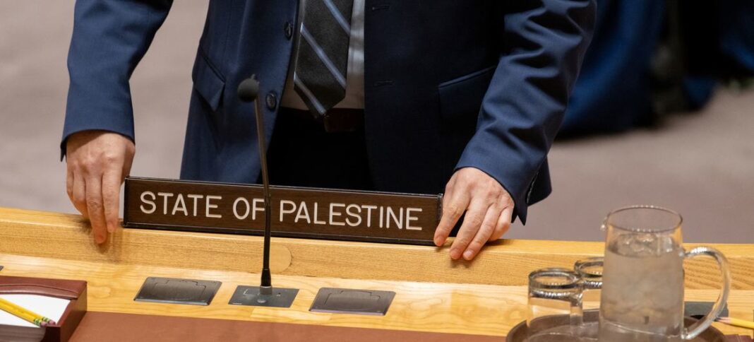 Full Membership of Palestine and Israel in the United Nations in light of Resolution 273 and the USA veto