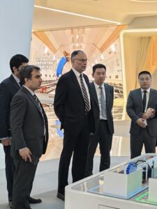 Minister Ahsan Iqbal visits Huawei in Beijing, discusses ways to boost cooperation
