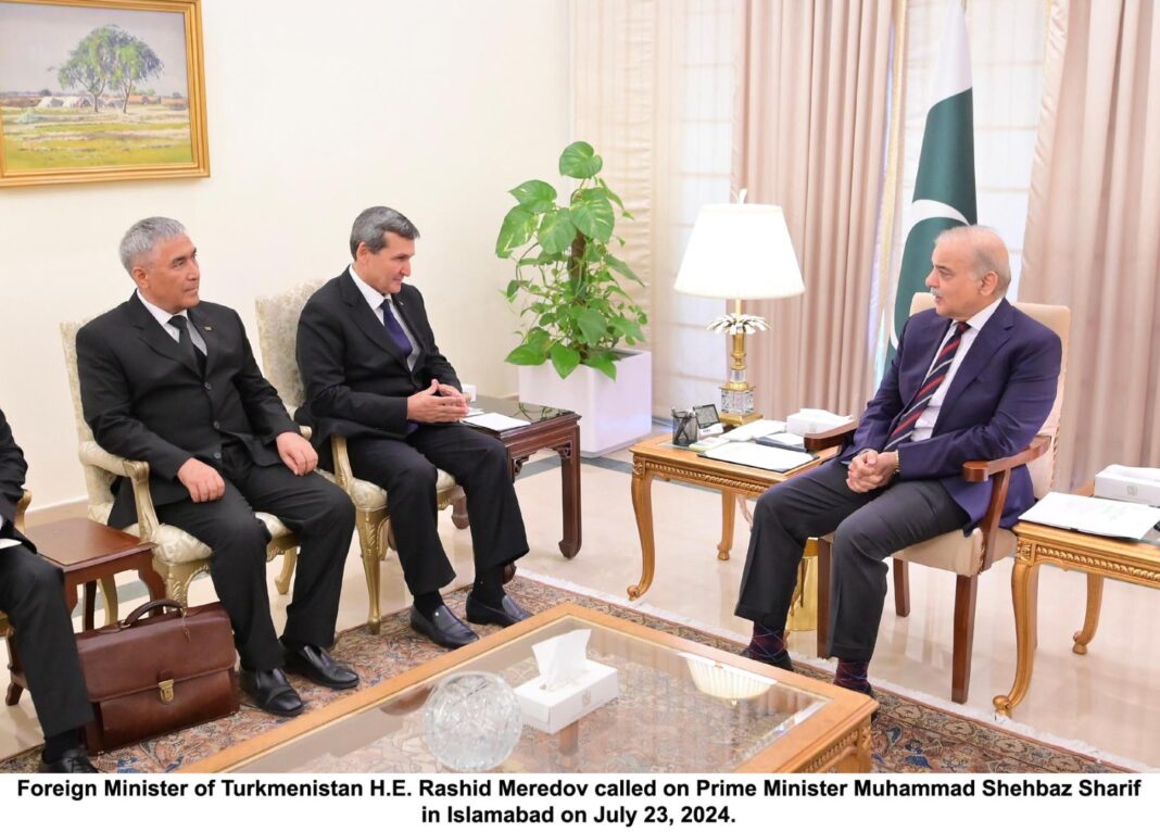 PM invites Turkmenistan companies to benefit from promising investment climate in Pakistan