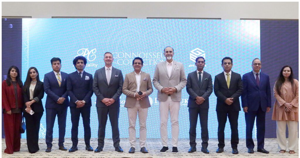 Hashoo Group and Global Business Bridge Sign Master Franchise Agreement