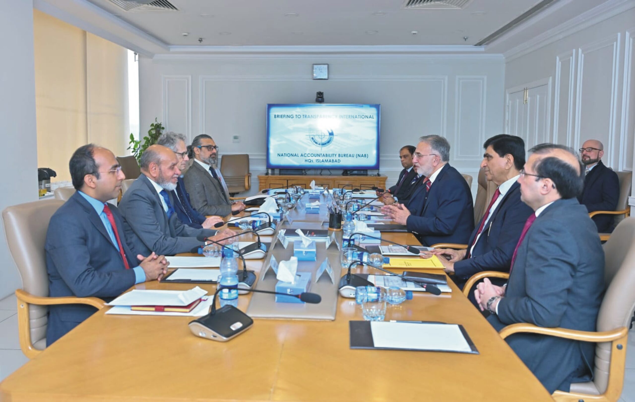 Transparency International Delegation meets Chairman NAB